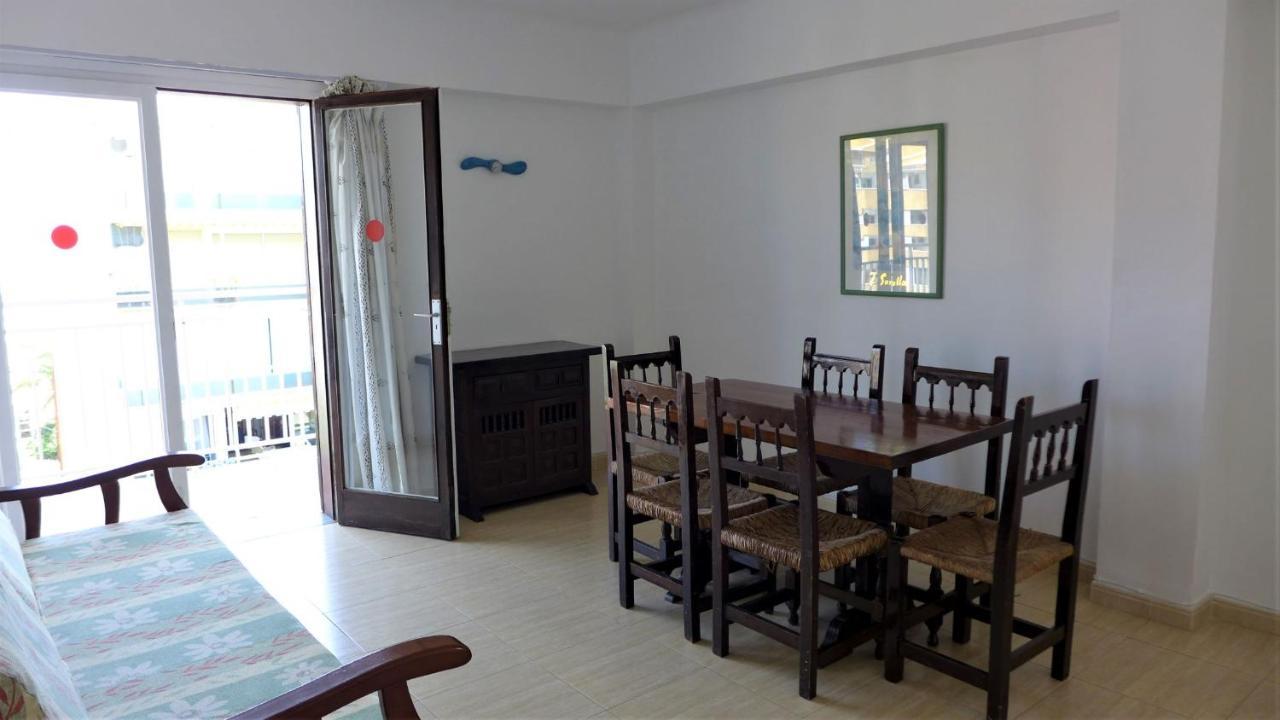 Apartamentos Flandria Салоу Экстерьер фото