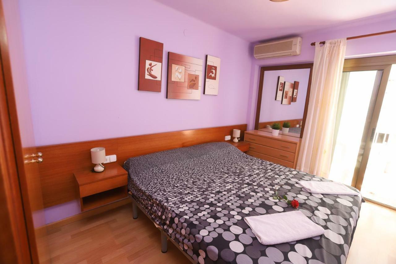 Apartamentos Flandria Салоу Экстерьер фото