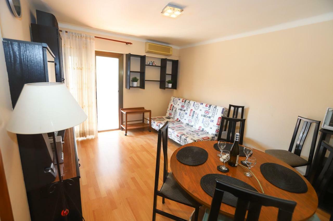 Apartamentos Flandria Салоу Экстерьер фото